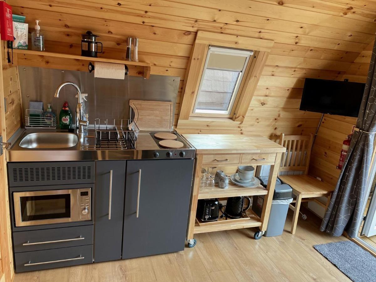 Conifer Cabins フォート・ウィリアム エクステリア 写真